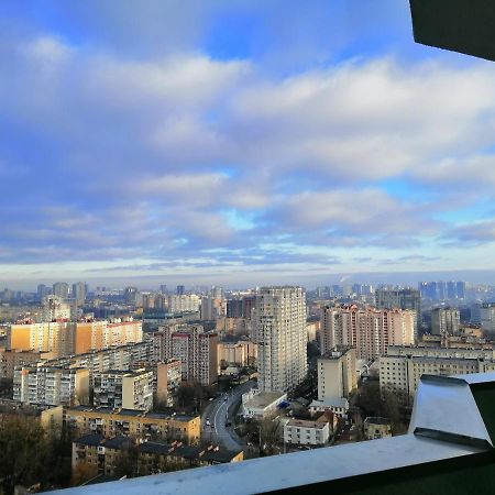Видовая 25Й Этаж. Новый Дом. Шалимова, Isida. Шулявская, Гарматная, Индустриальный Мост. Космополитан. Большевик. Жд Вокзал. Kiev Exterior foto